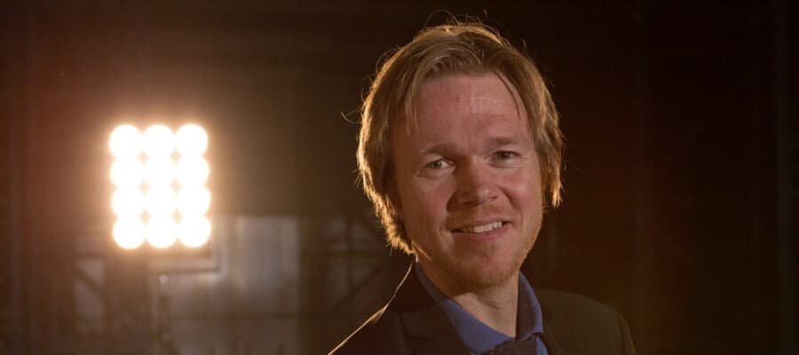 Foto: NRK. ”Fylla”-programlederOle André Sivertsen