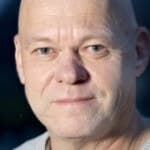 Seniorrådgiver Bård Morten Johansen har inntrykk av at de fleste som kjører med campingvogn er seg sitt ansvar bevisst. Juli er måneden hvor flest campingvogner er involvert i trafikkulykker. (Foto: Trygg Trafikk)